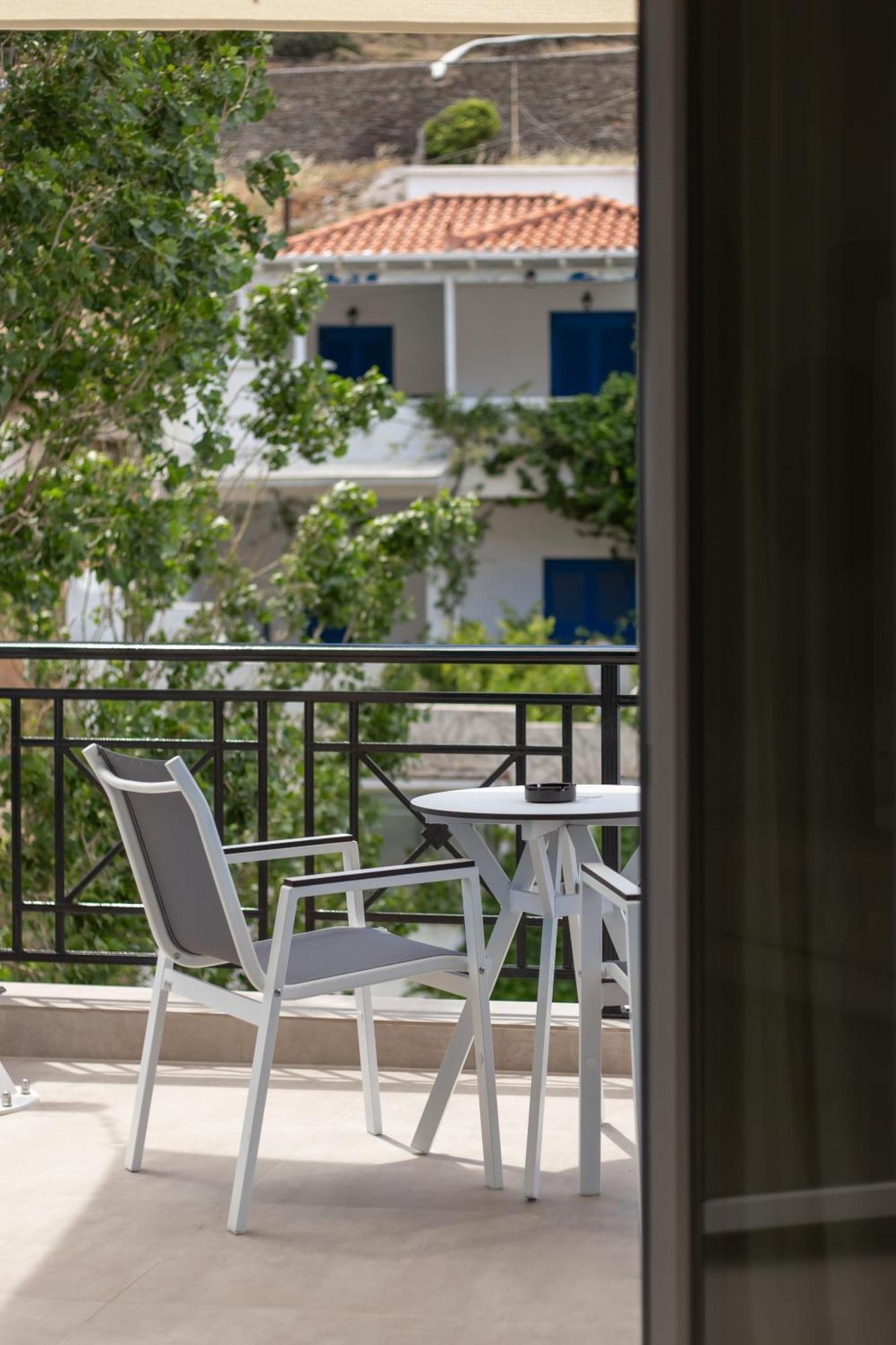 Andros Utopia Batsi  Bagian luar foto